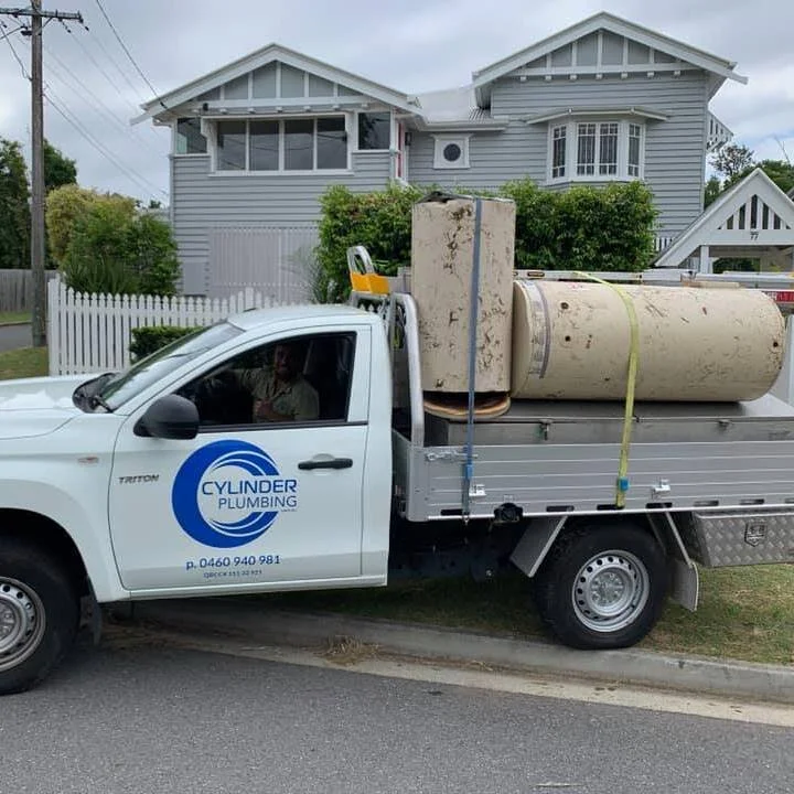 Cylinder Plumbing truck on a job in Brisbane